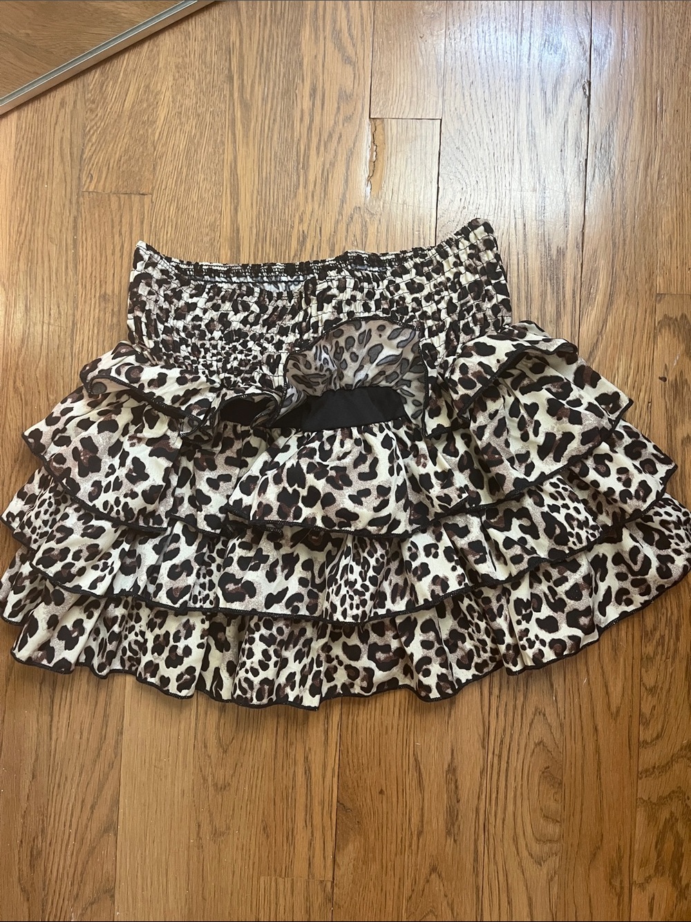 Tiered Ruffle Leopard Print Mini Skirt - Picture 3 of 7